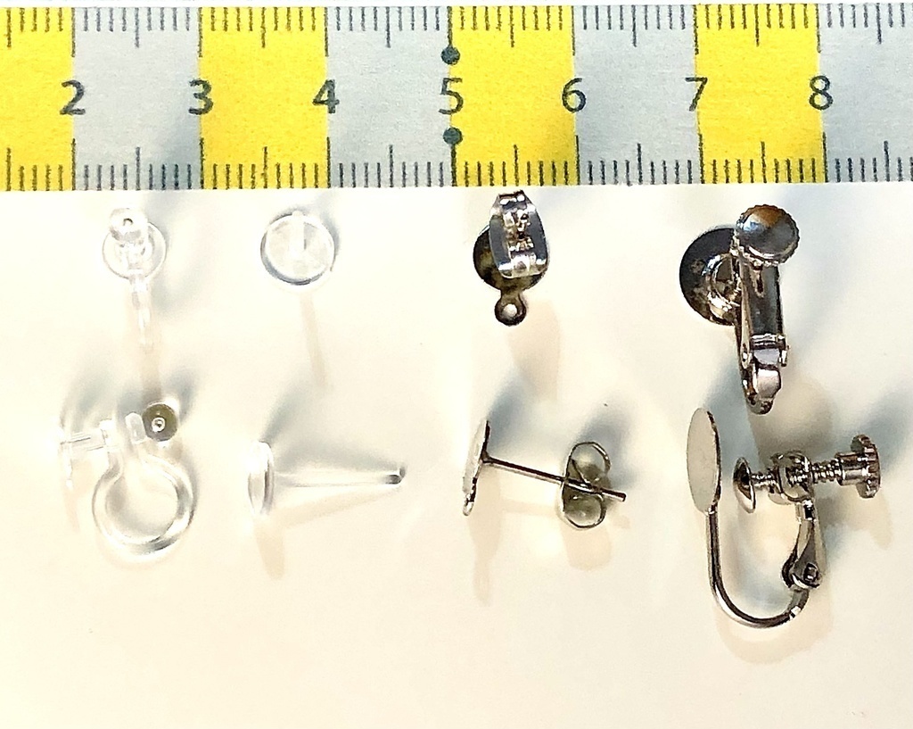 Ib-バラの耳飾り-ピアス(イヤリングに変更可能