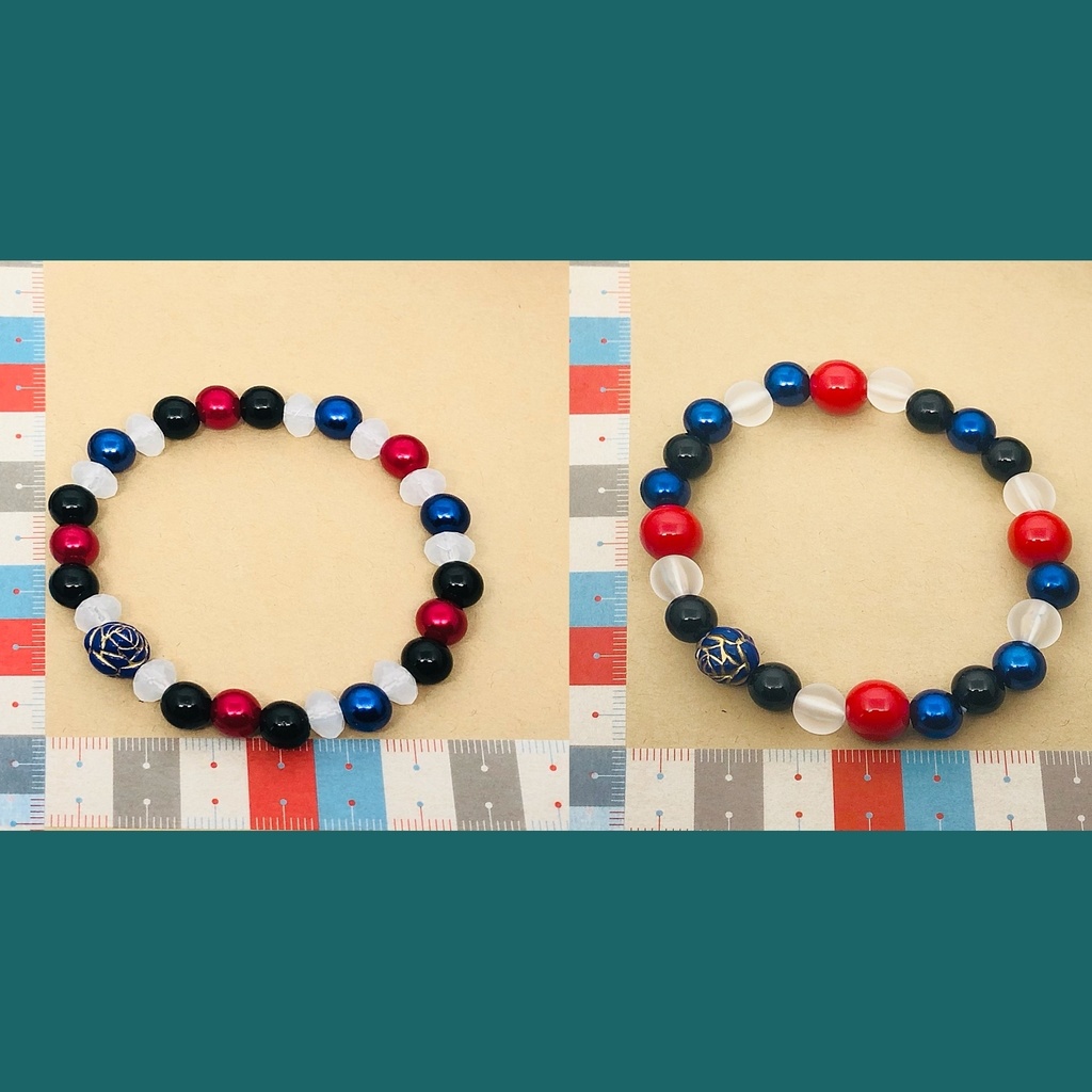 赤い目(ブレスレット&ピアス)