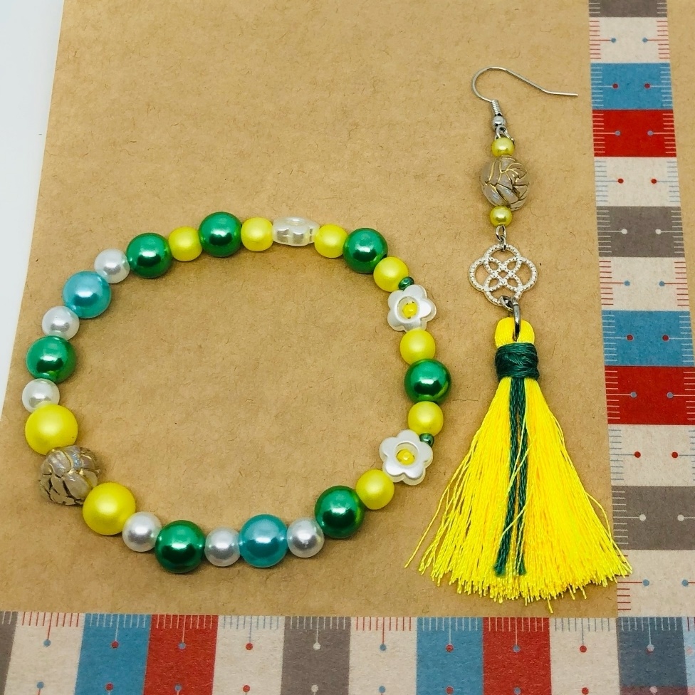 メアリー(ブレスレット・ピアス)