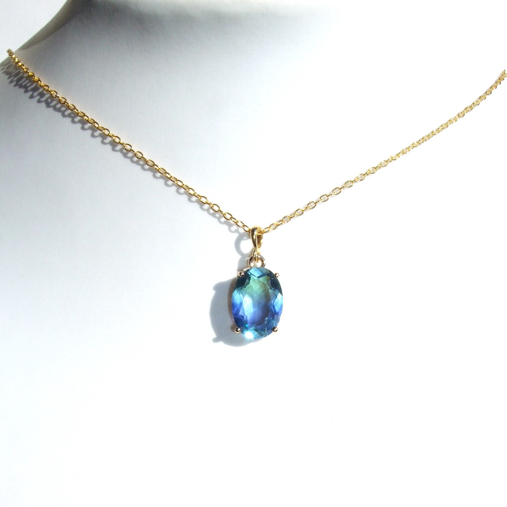 美麗 ビジューネックレス