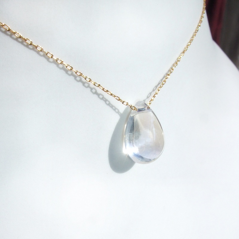 オーロラ水晶超極細ネックレス