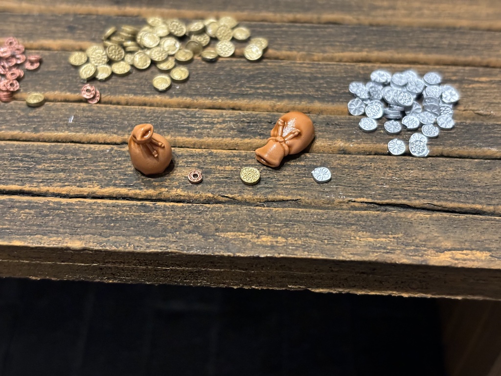 1/12サイズファンタジー物　金貨・銀貨・銅貨　コインセット