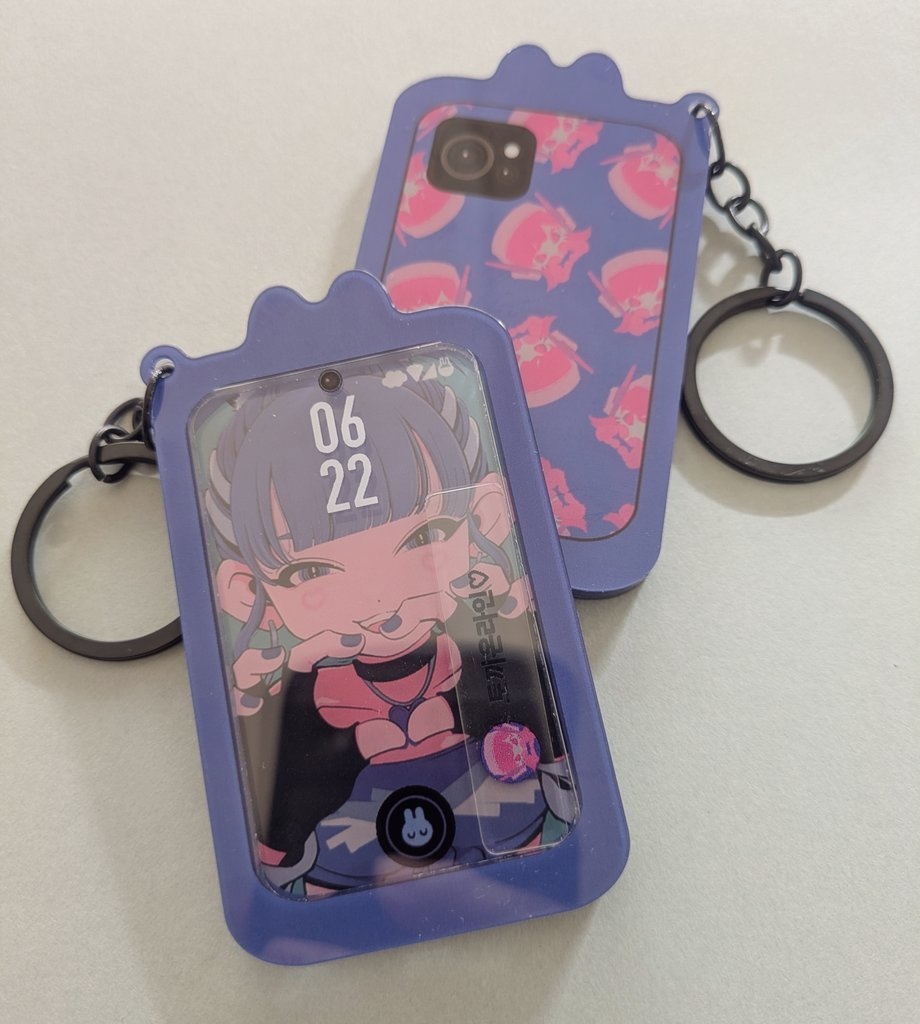 【お一人様二点まで】DVAスマホ型シャカシャカアクキー