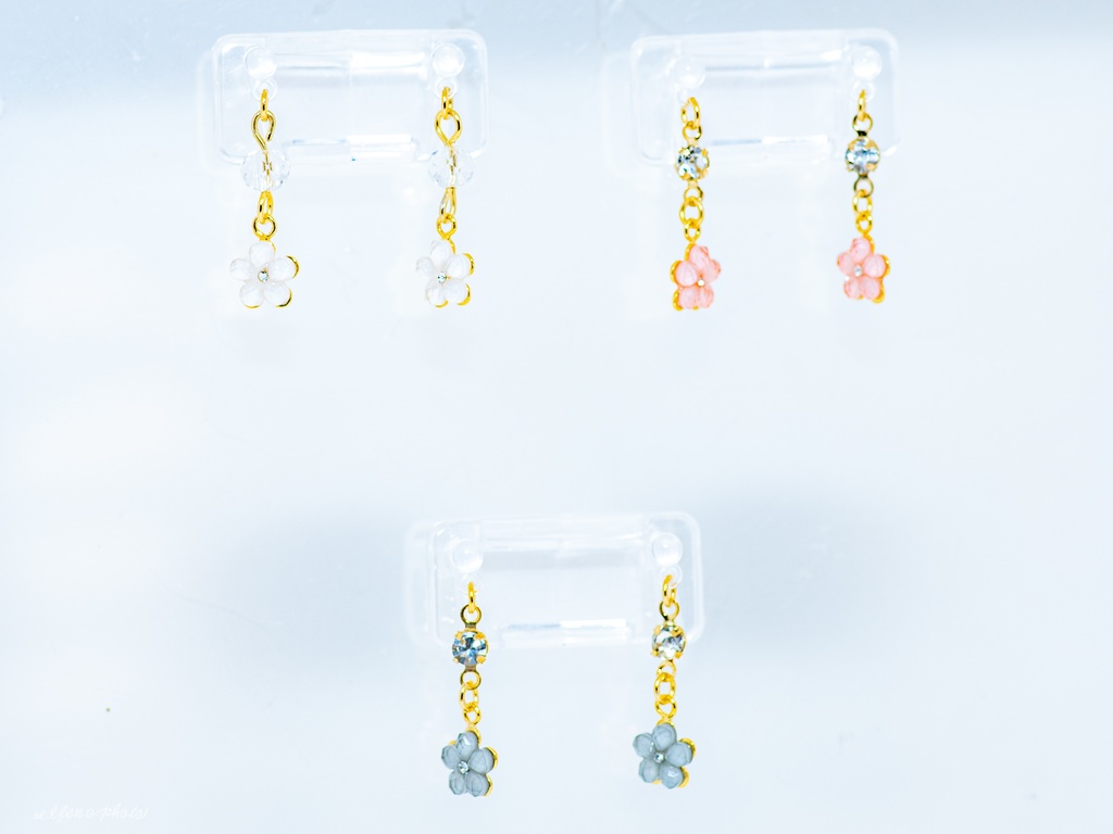 Petit Étoile – Fleur 小さなお花のイヤリング(全3色)