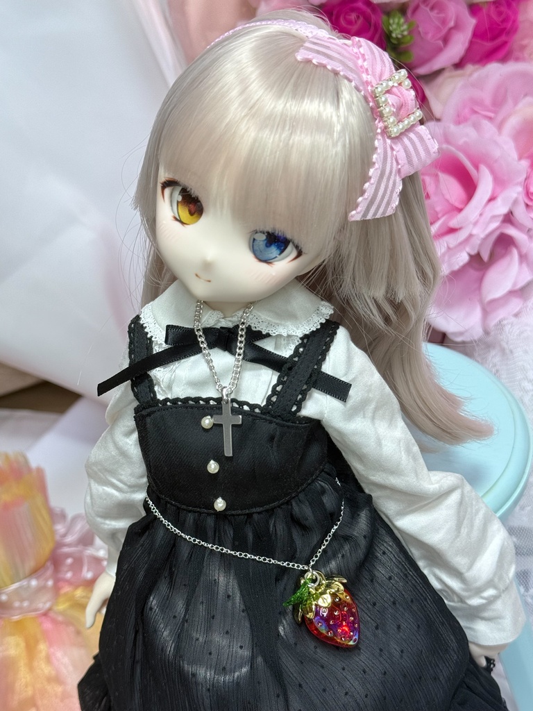 Petit Étoile – Fraise Mignonne Necklace (フレーズ・ミニョンヌ ネックレス / “ちいさないちご”)