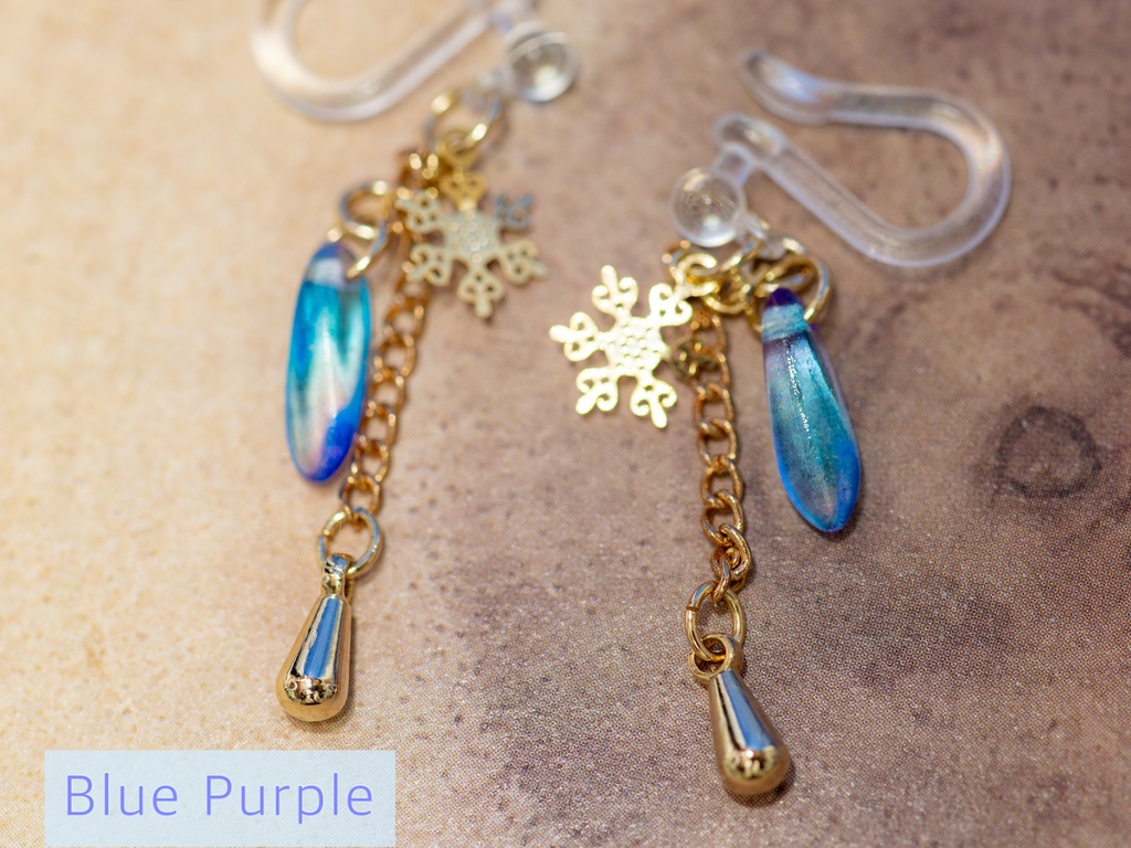 Saison – Goutte de Neige Earrings (グットゥ・ドゥ・ネージュ / “雪のしずく”)