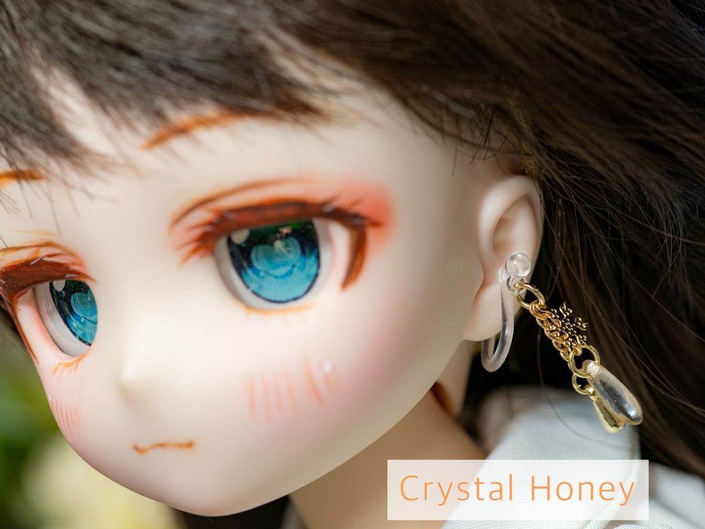 Saison – Goutte de Neige Earrings (グットゥ・ドゥ・ネージュ / “雪のしずく”)