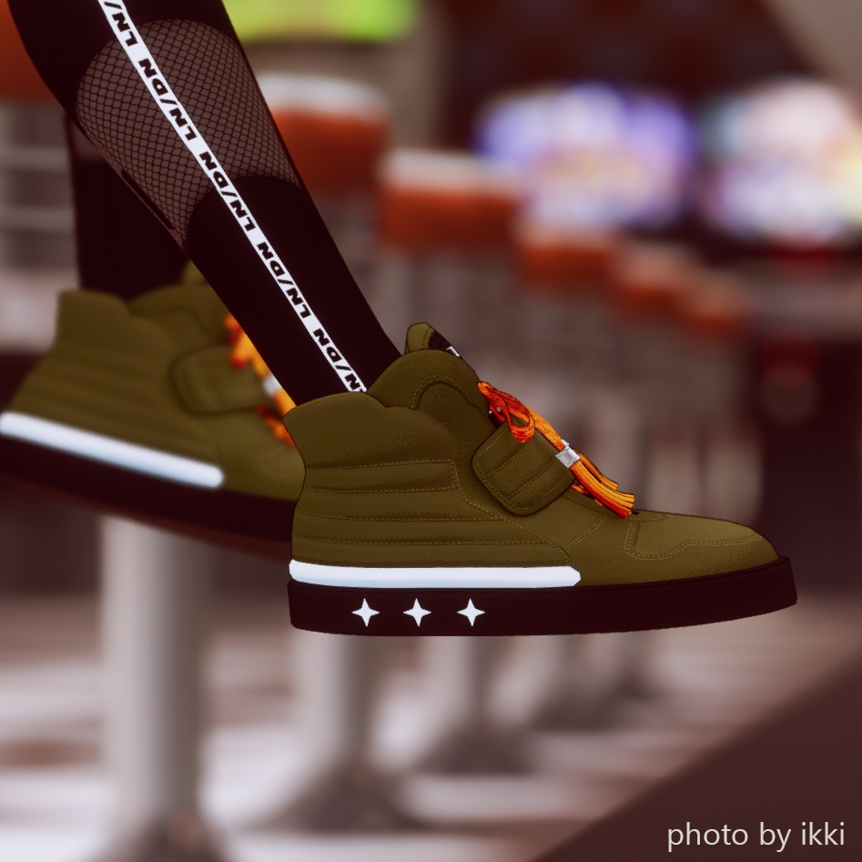 VRスニーカー nino 'LS SMOOZY'