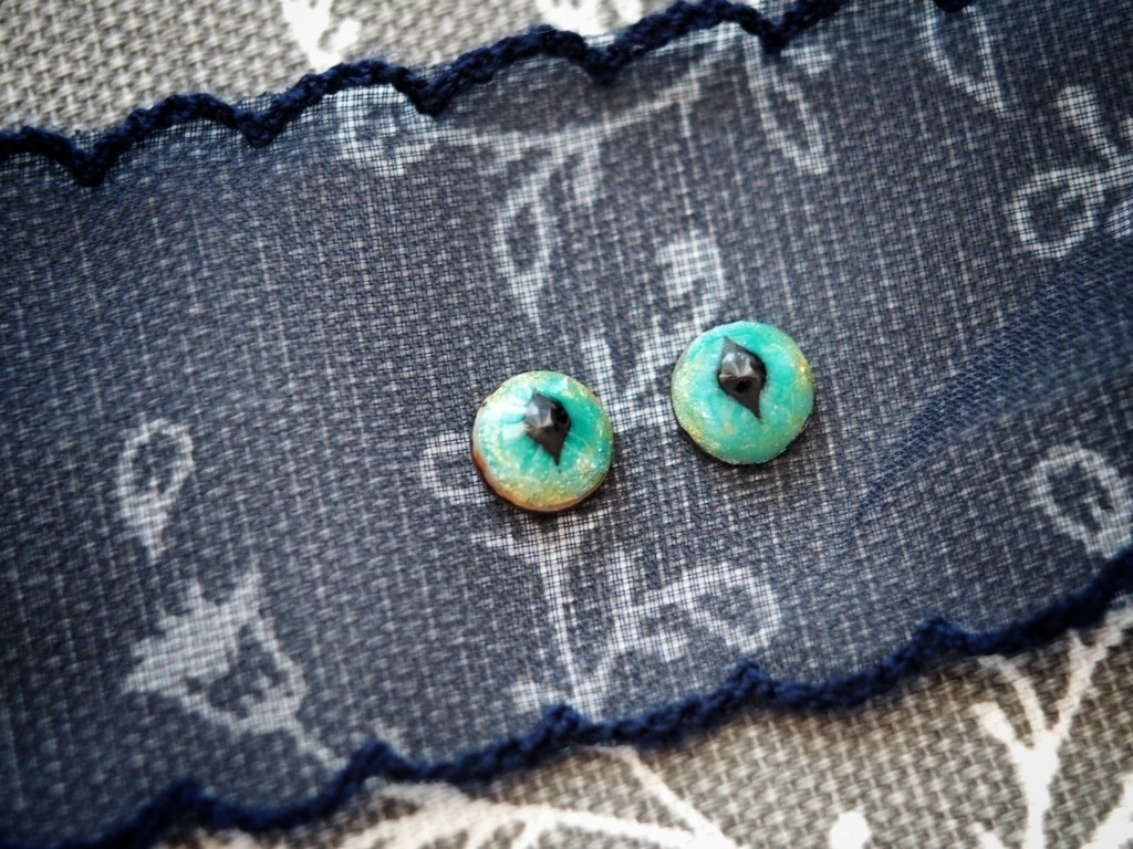 8mm白目なし 猫目 ブルーグリーン 七宝グラスアイ