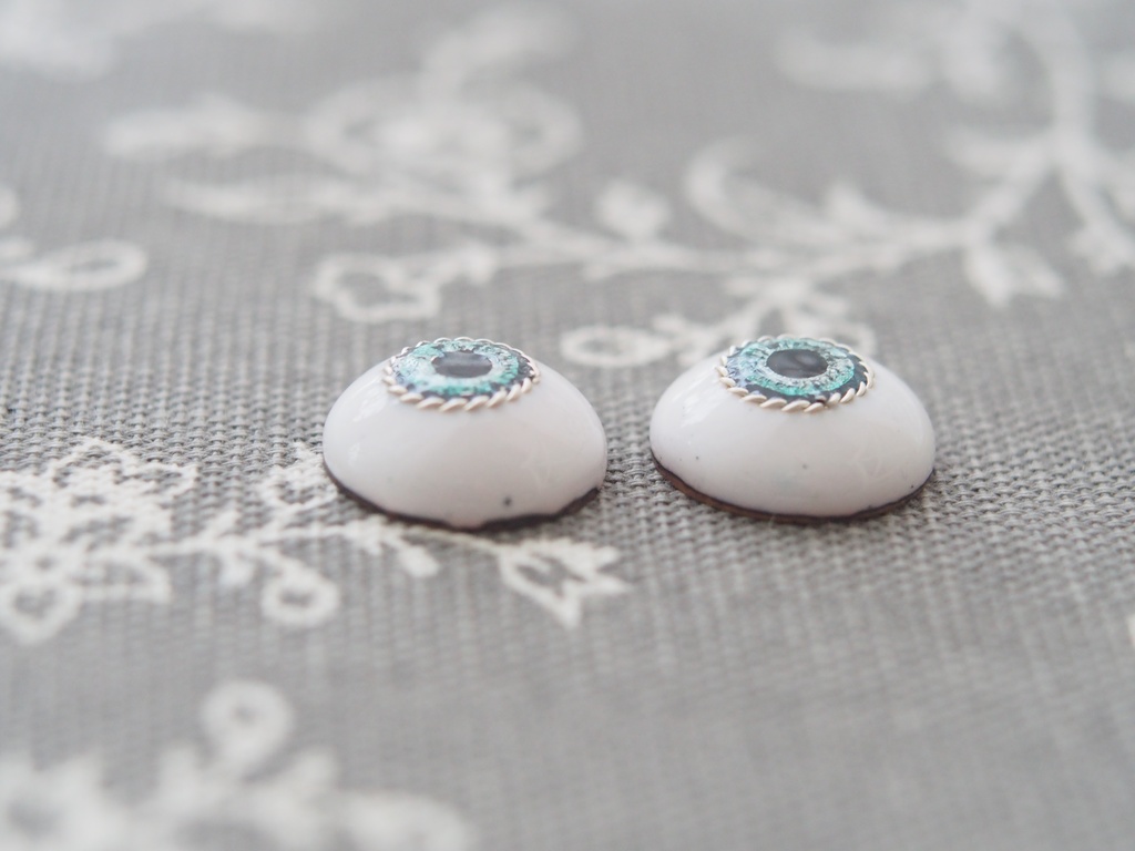 15mm/8.5mm グレー×ブルーグリーン 虹彩線ありジェムタイプ・七宝グラスアイ