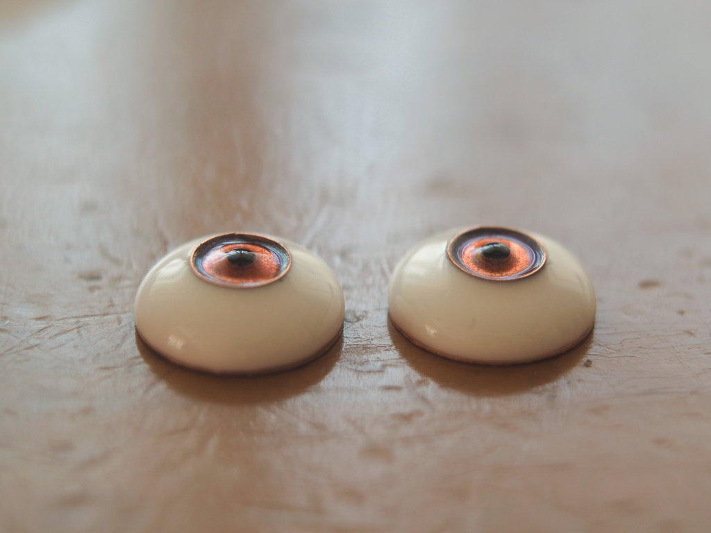 18mm/9mm ライトオレンジ カッパータイプ 七宝グラスアイ 七宝焼きドールアイ