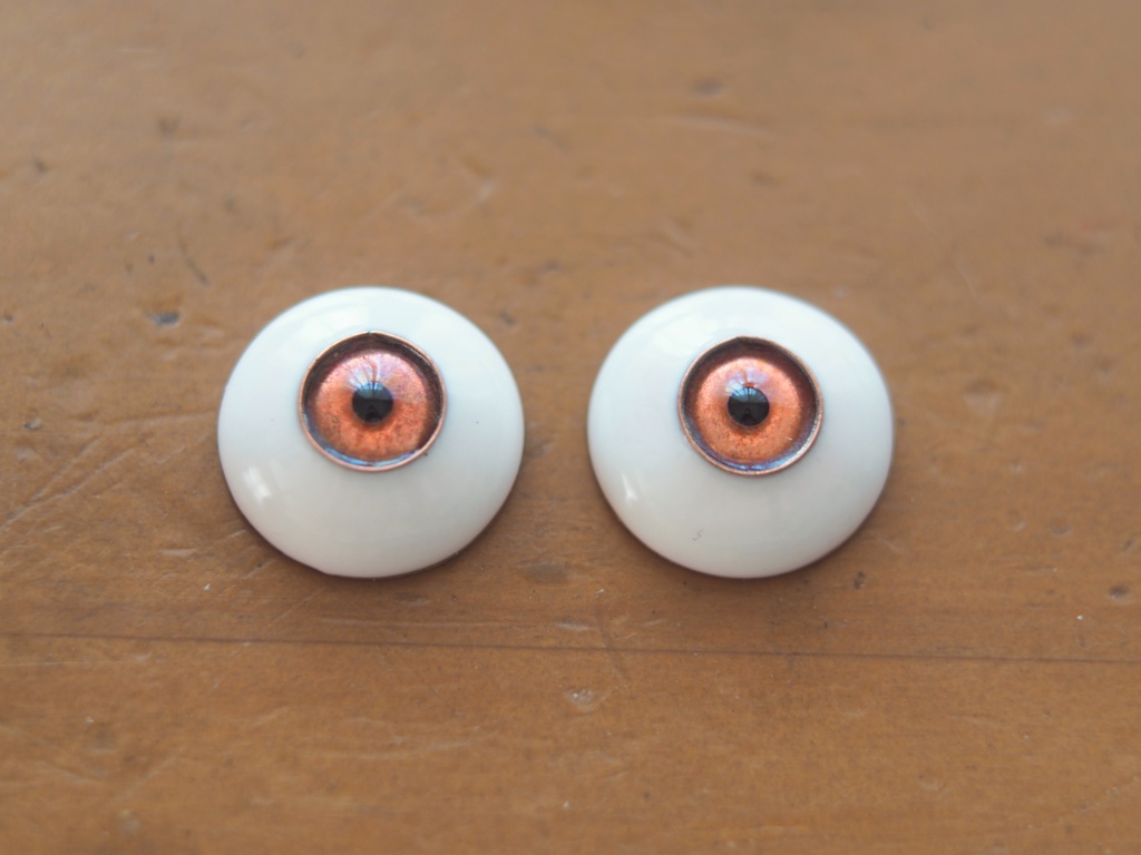 18mm/9mm ライトオレンジ カッパータイプ 七宝グラスアイ 七宝焼きドールアイ