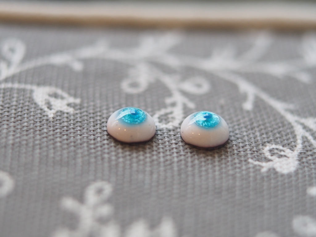 8mm/5.5mm ブルーグリーン系水彩タイプ 七宝グラスアイ 七宝焼きドールアイ