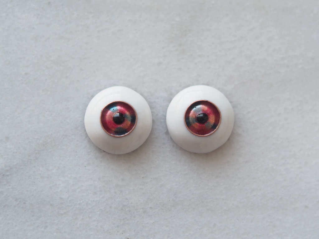 15mm/8mm 濃ピンク×ブルー系カッパータイプ 七宝グラスアイ 七宝焼きドールアイ