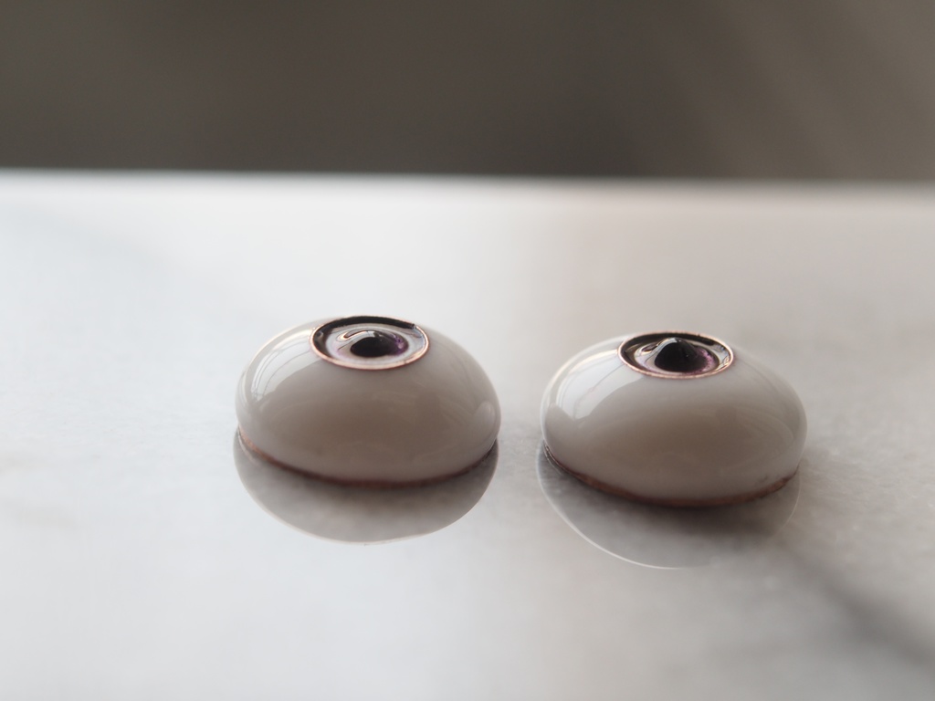 15.5mm/7mm 小虹彩パープル系カッパータイプ 七宝グラスアイ 七宝焼きドールアイ