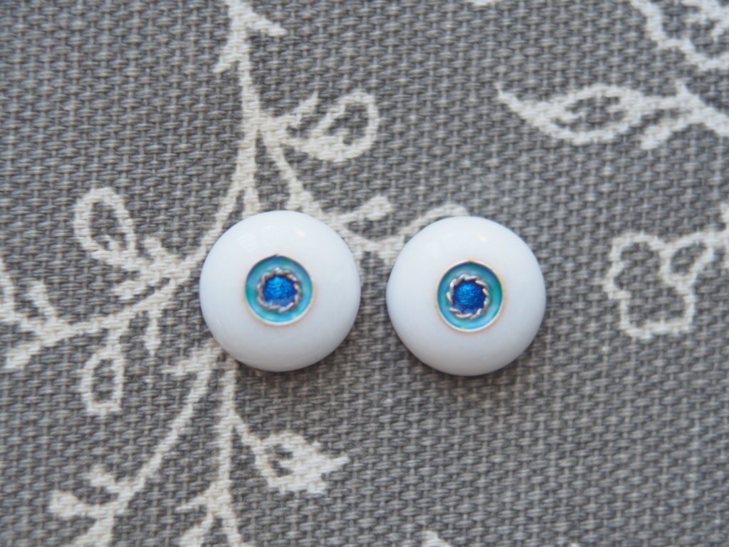 12mm/5.5mm 小虹彩ブルー×グリーンジェムタイプ 七宝グラスアイ 七宝焼きドールアイ