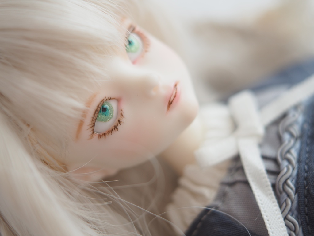 8mm/4mm マスカット色小虹彩 水彩タイプ 七宝グラスアイ