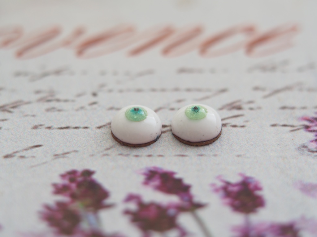 8mm/4mm マスカット色小虹彩 水彩タイプ 七宝グラスアイ