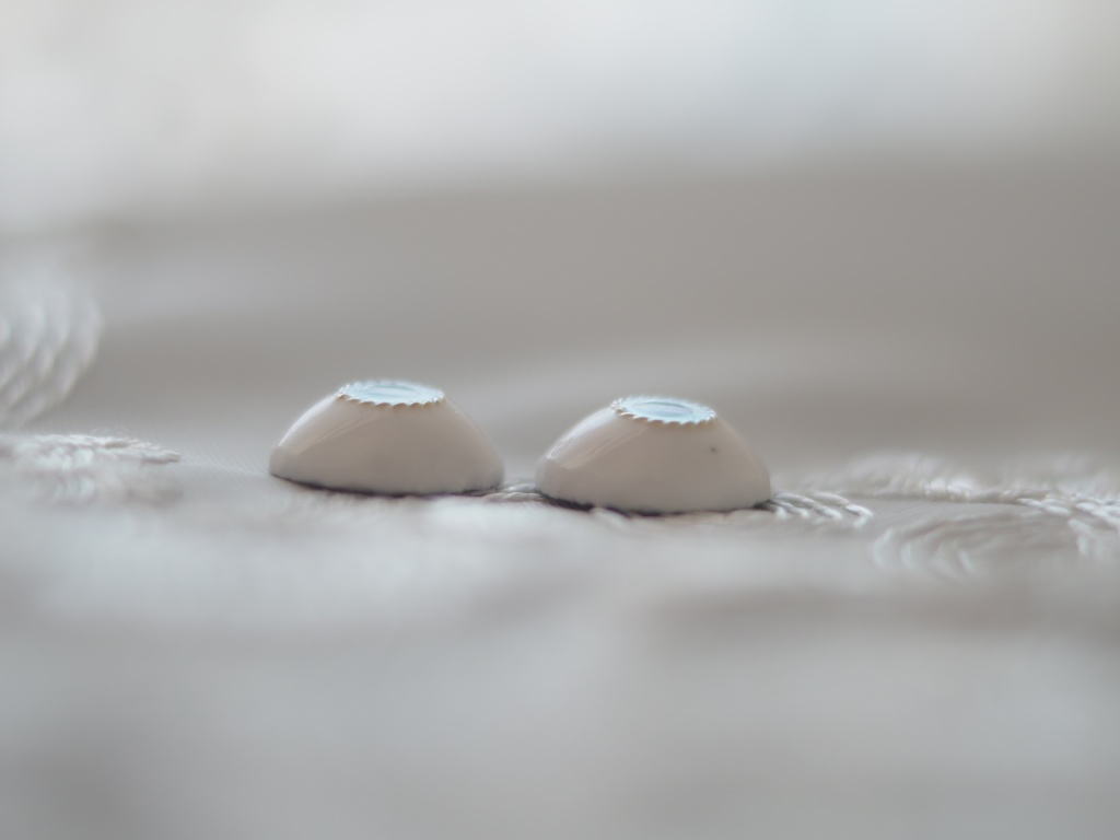 【B品】13.5mm/6mm ブルー系ジェムタイプ 七宝グラスアイ