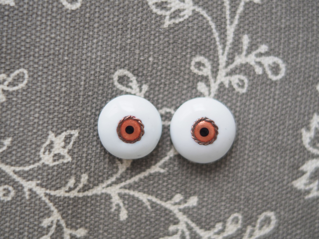15mm/6.5mm 小虹彩淡オレンジ より線カッパータイプ 七宝グラスアイ