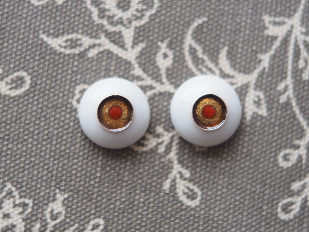 16mm/8mm スタッフドオリーブ色ジェムタイプ 七宝グラスアイ