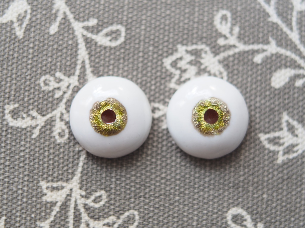 18mm/8mm オリーブグリーン系水彩タイプ 七宝グラスアイ