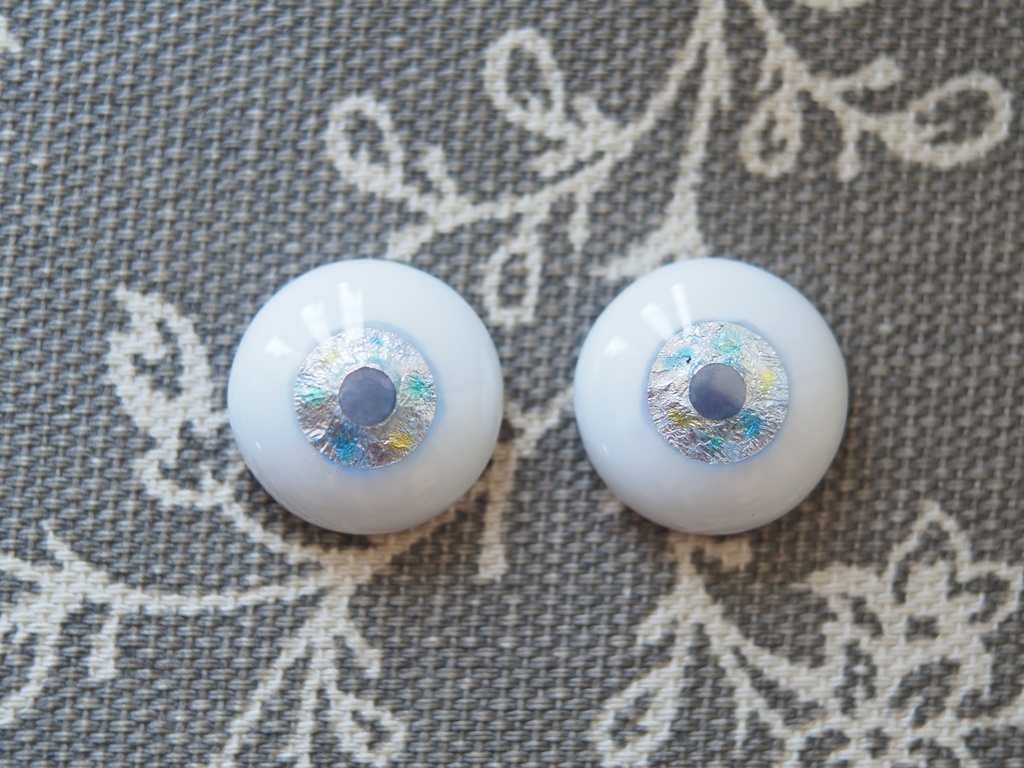 16mm/8.5mm シルバー系 水彩タイプ 七宝グラスアイ