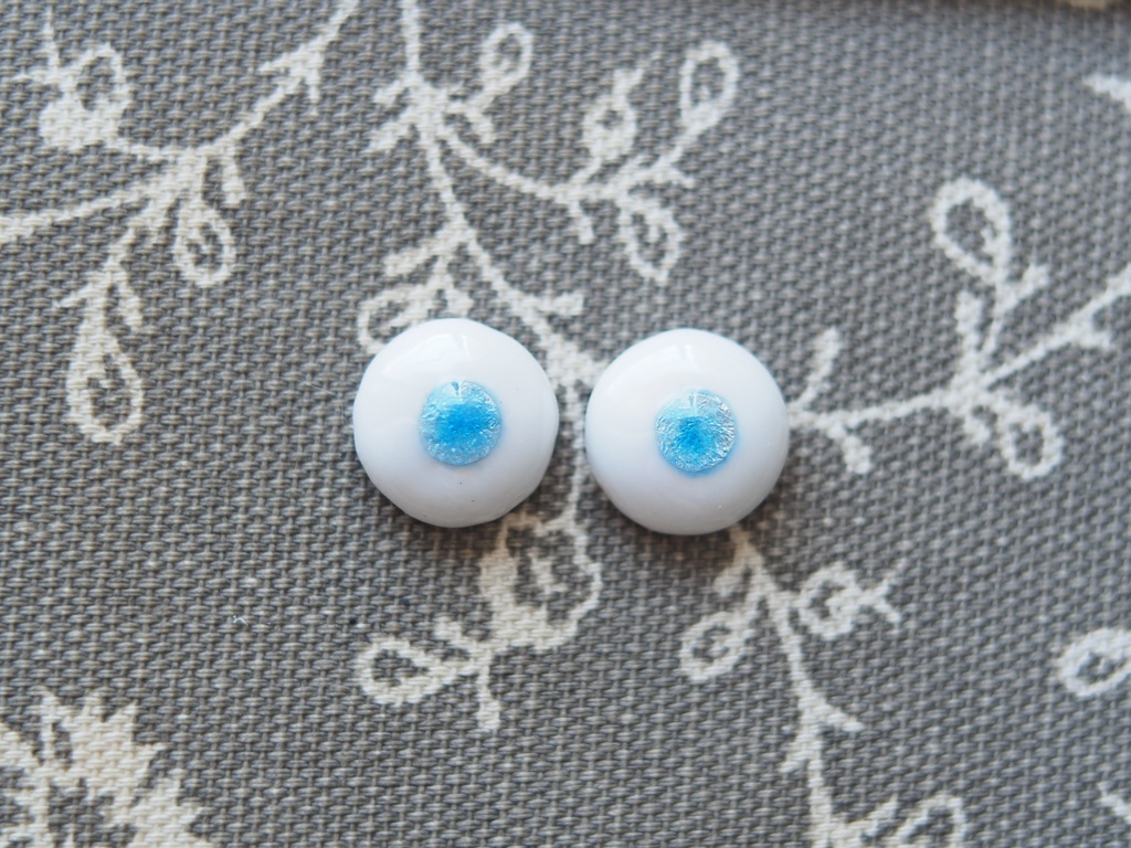 13.5mm/5.5mm 小虹彩アイスブルー 水彩タイプ 七宝グラスアイ