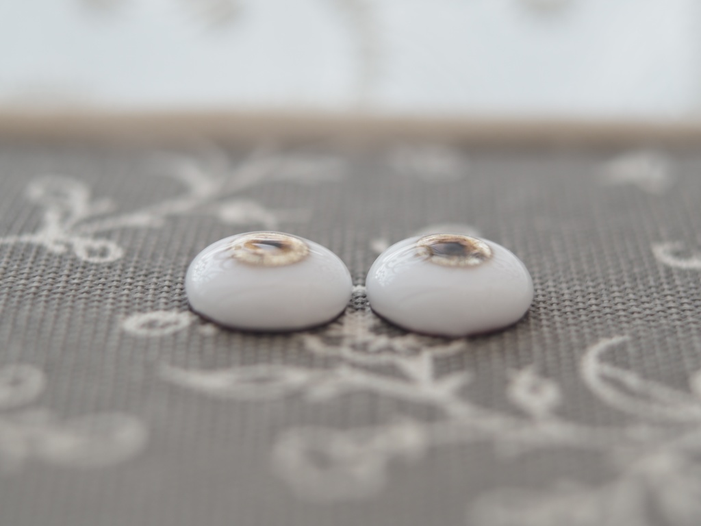 14mm/7mm ブラウンベージュ系 水彩タイプ 七宝グラスアイ