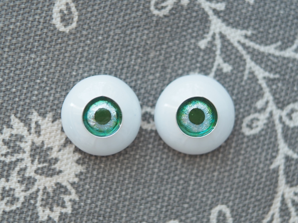 16mm/8.5mm グリーン系 ジェムタイプ 七宝グラスアイ