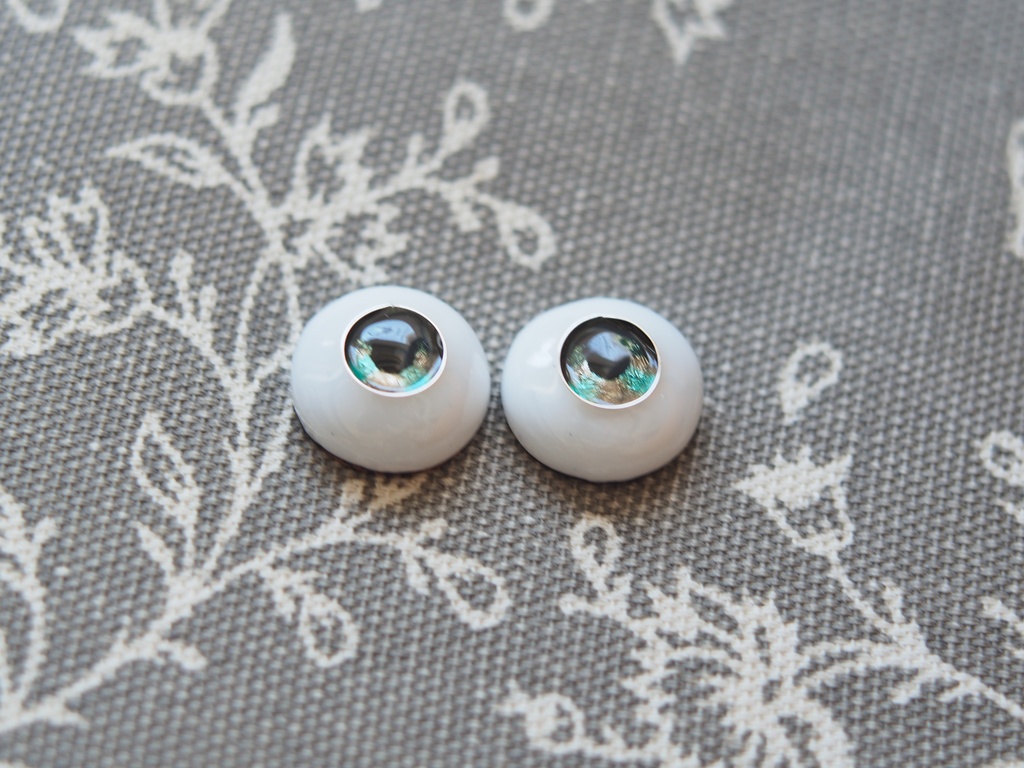 16mm/8mm チョコレートミント ジェムタイプ 七宝グラスアイ