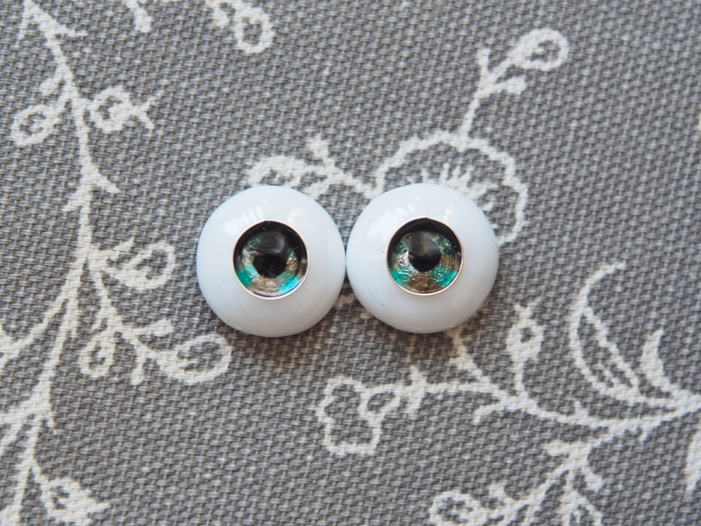 16mm/8mm チョコレートミント ジェムタイプ 七宝グラスアイ