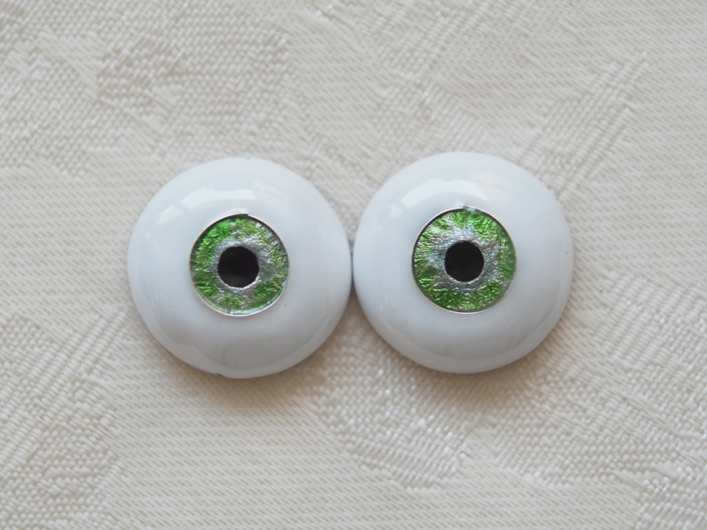 18mm/8.5mm グレー×グリーン ジェムタイプ 七宝グラスアイ