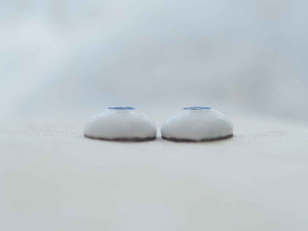 13.5mm/6mm 小虹彩ブルー&ピンク ジェムタイプ 七宝グラスアイ