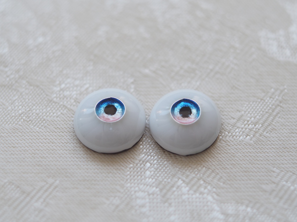 13.5mm/6mm 小虹彩ブルー&ピンク ジェムタイプ 七宝グラスアイ