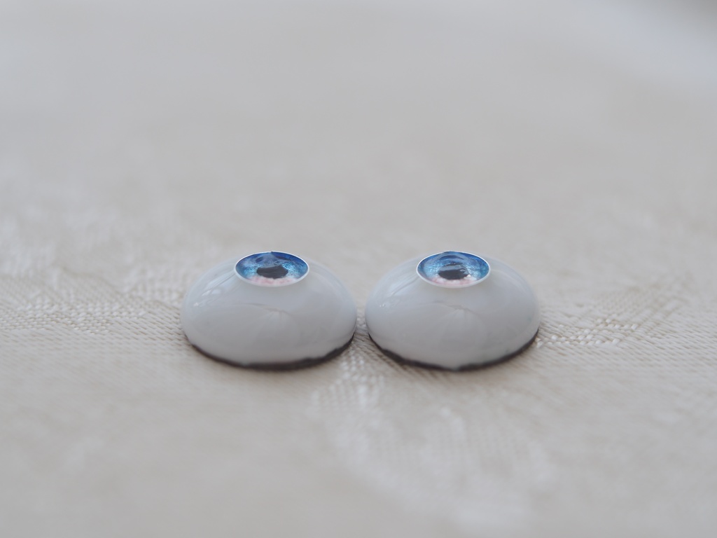 13.5mm/6mm 小虹彩ブルー&ピンク ジェムタイプ 七宝グラスアイ