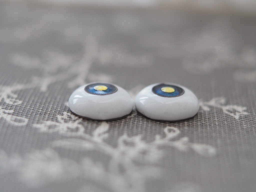 16mm/8mm 濃紺×黄（満月）カッパータイプ 七宝グラスアイ