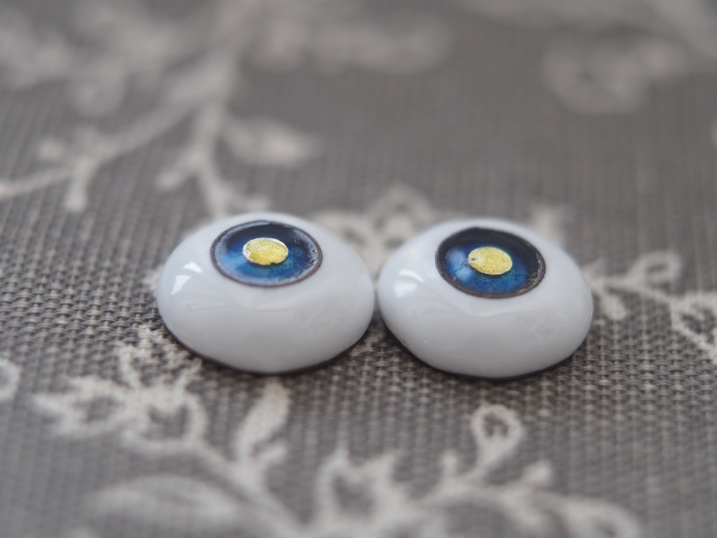 16mm/8mm 濃紺×黄（満月）カッパータイプ 七宝グラスアイ