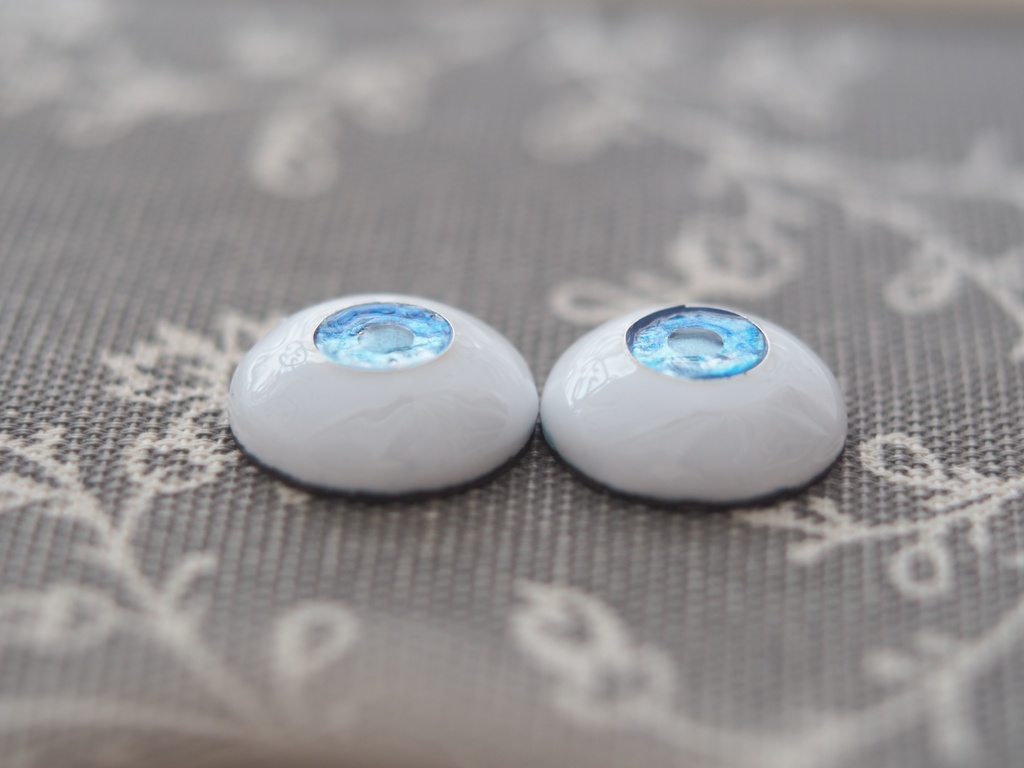 18mm/8mm ブルー系グラデーション ジェムタイプ 七宝グラスアイ