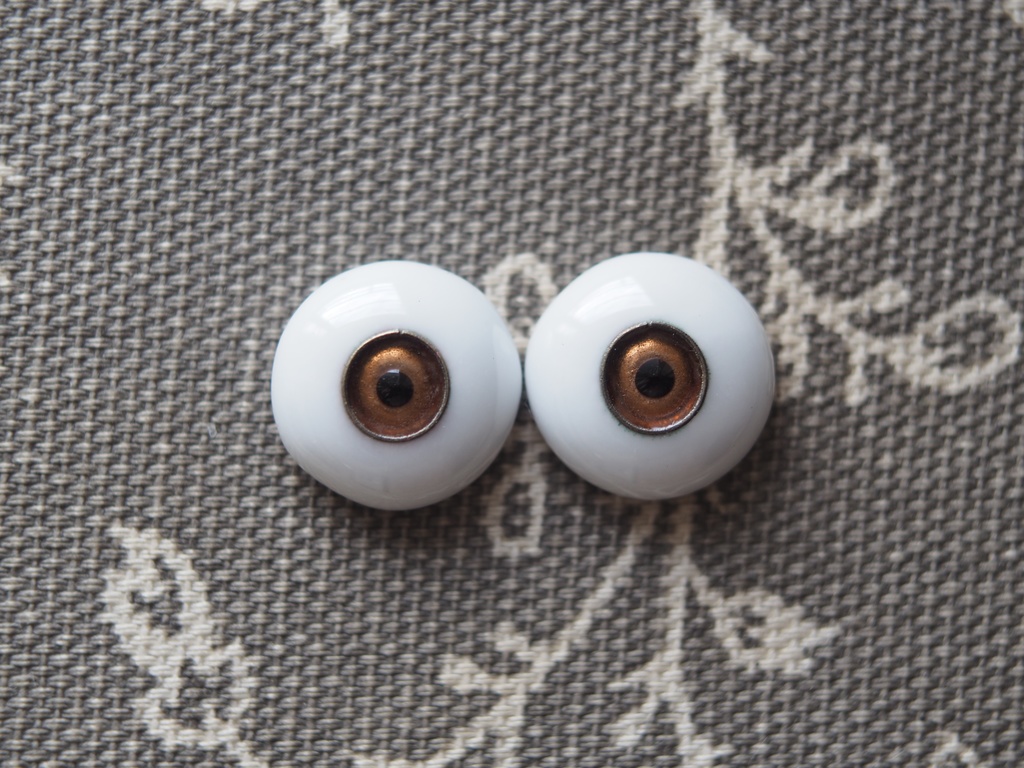 14mm/6mm 茶色カッパータイプ 七宝グラスアイ