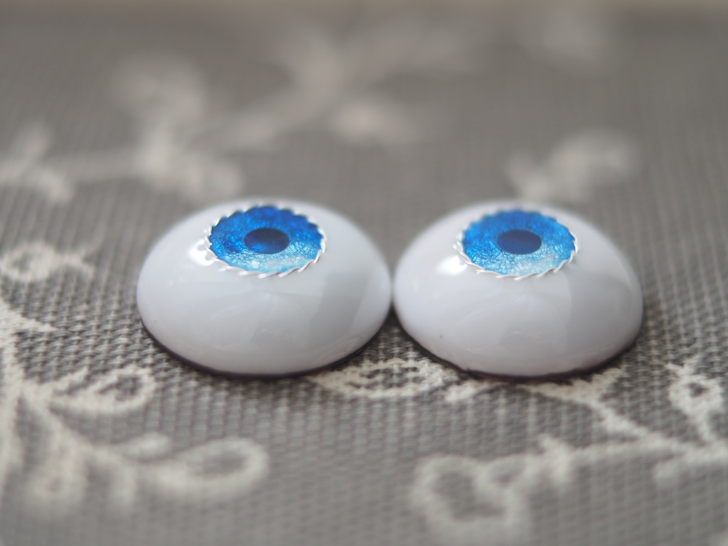 18mm/9mm ブルーグラデーション より線ジェムタイプ 七宝グラスアイ