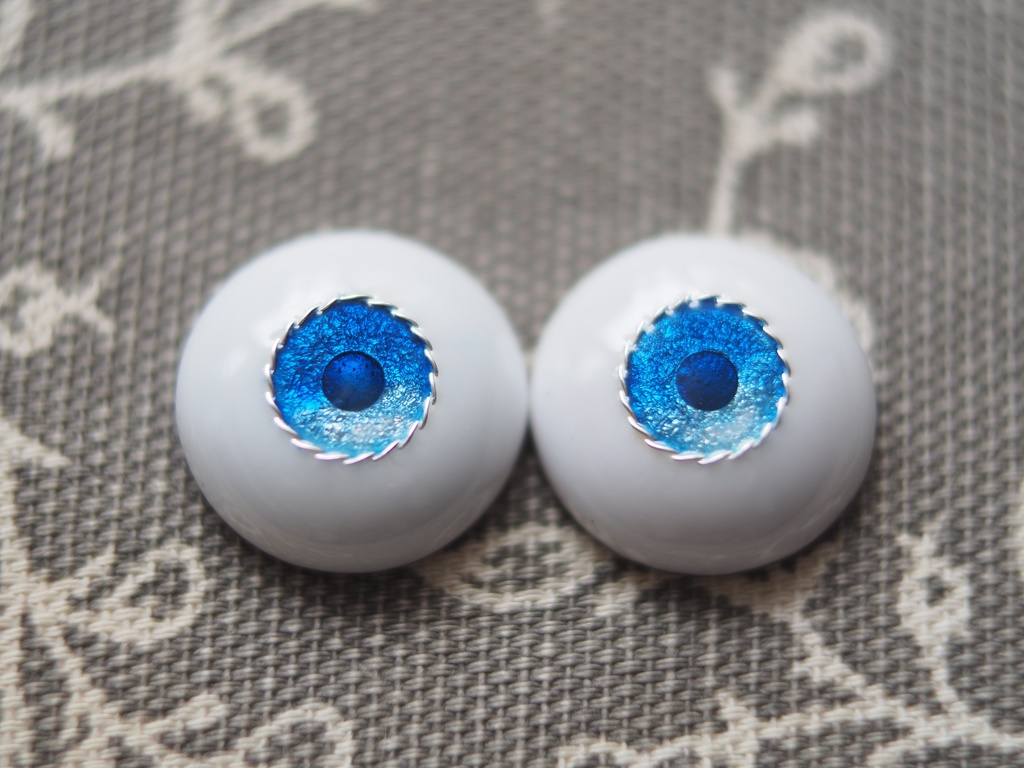 18mm/9mm ブルーグラデーション より線ジェムタイプ 七宝グラスアイ