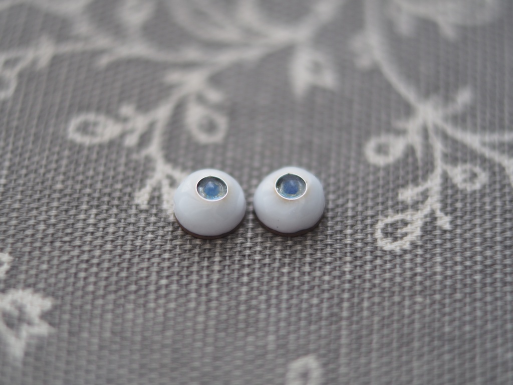 8mm/3.5mm グレー×ライトブルー ジェムタイプ 七宝グラスアイ