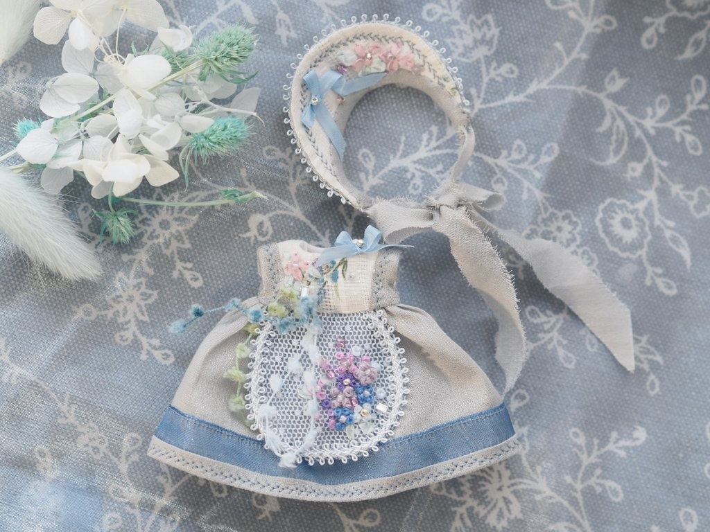 紫陽花刺繍ワンピースセット cocoriangサイズ&8mm七宝グラスアイ ピコP/オビツ11サイズ