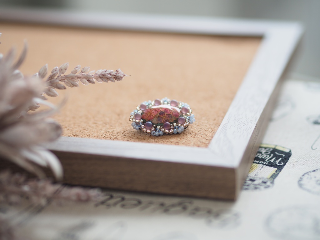 紫陽花の七宝焼き×ビーズ刺繍 ドールサイズブローチ