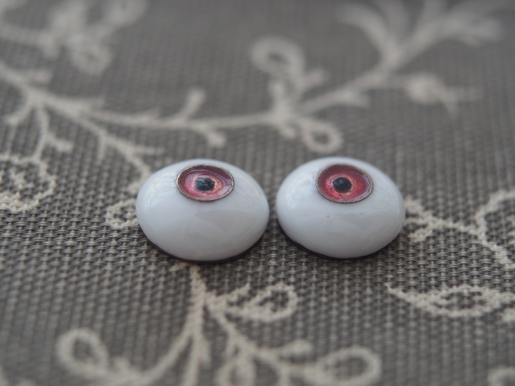 【B品】13.5mm/6mm 淡赤系カッパータイプ 七宝グラスアイ