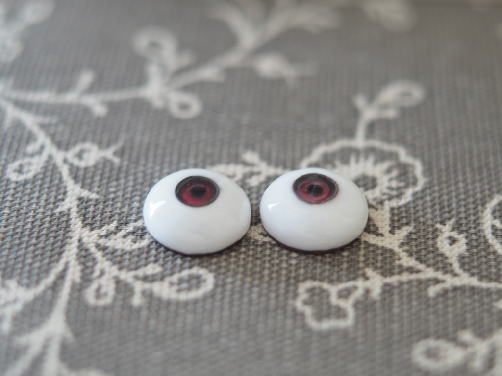 14mm/6mm 濃赤系カッパータイプ 七宝グラスアイ