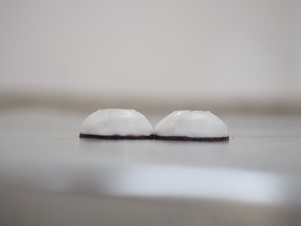 18mm/8.5mm ゴールド系ジェムタイプ 七宝グラスアイ