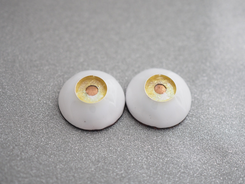 18mm/8.5mm ゴールド系ジェムタイプ 七宝グラスアイ