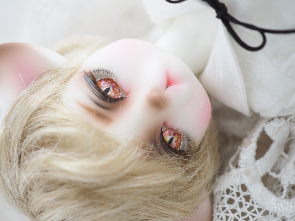 16.5mm/8.5mm 赤×橙系 猫目より線ジェムタイプ 七宝グラスアイ